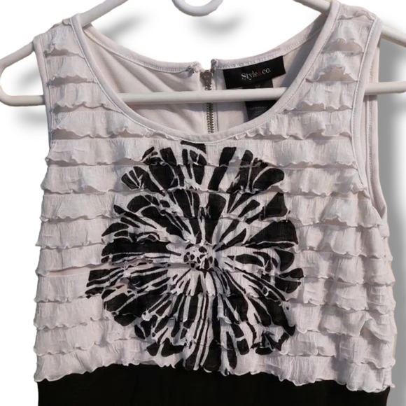 Sleeveless black and white dress‎ - Picture 5 of 5